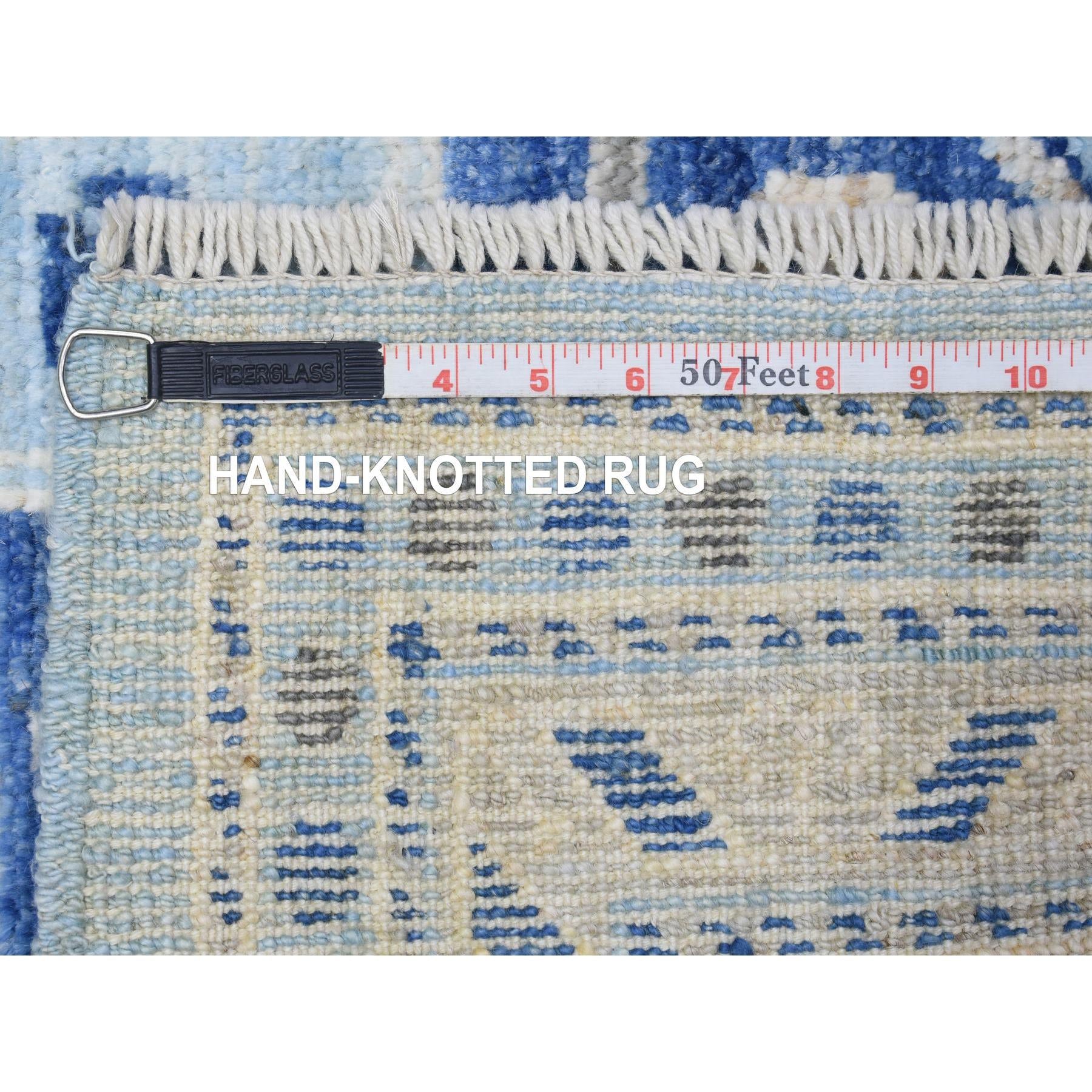 R72923%20006