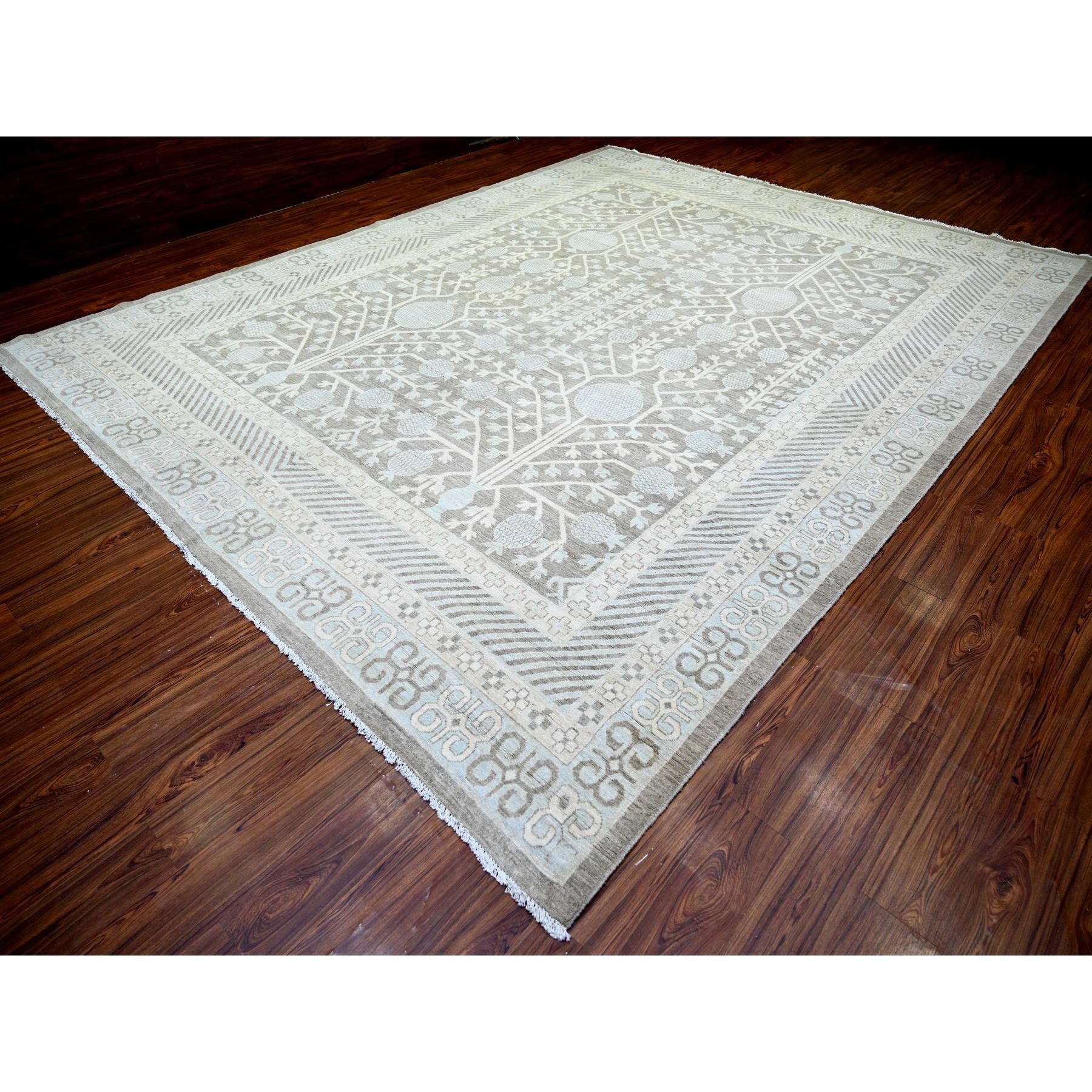 R73281%20004