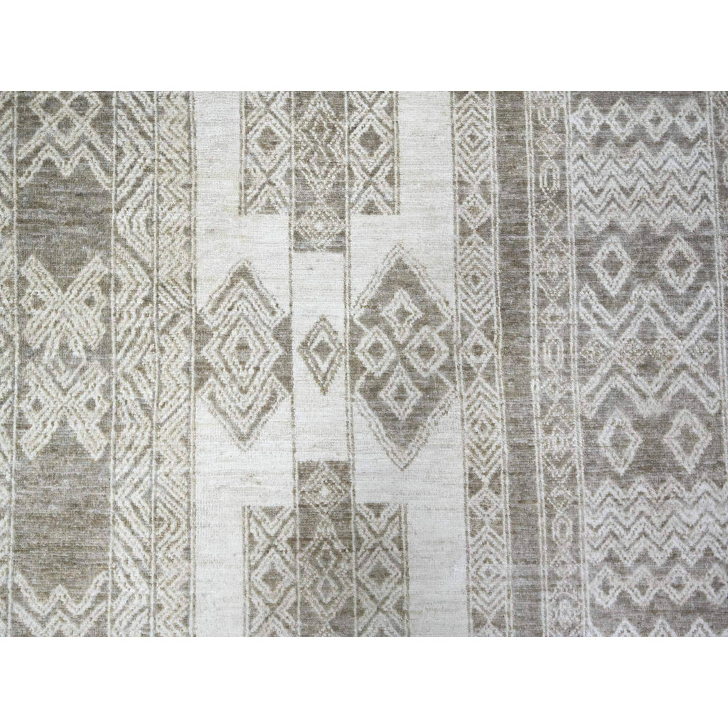 R74297%20009