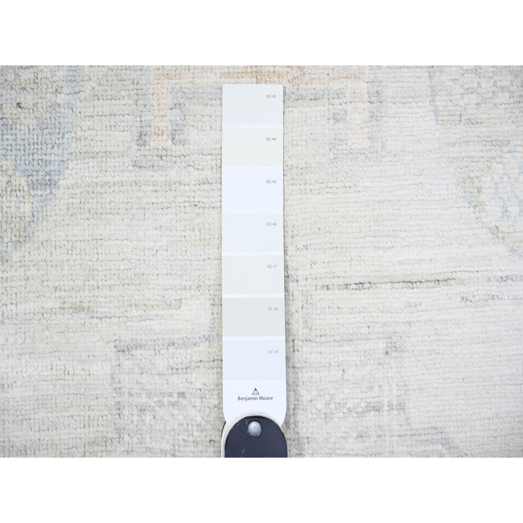 R74668%20008