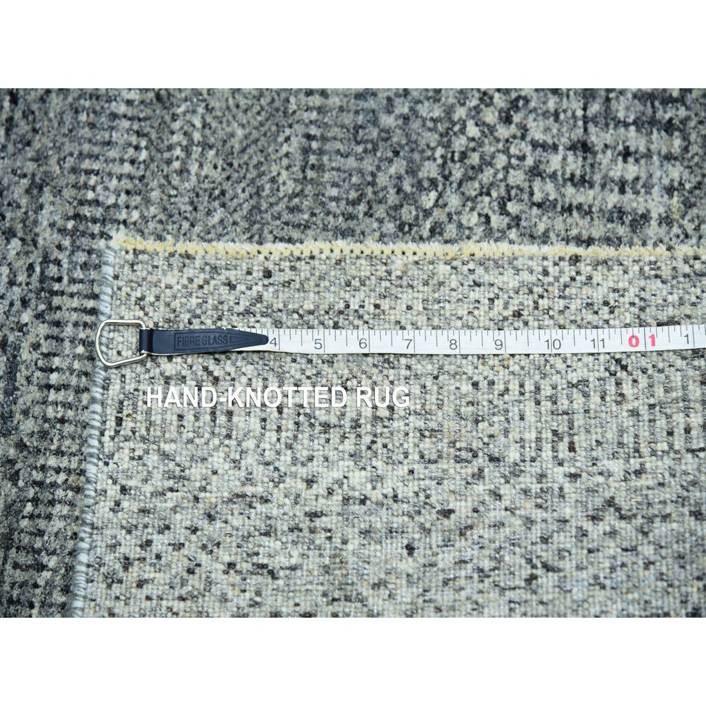 R76010%20012