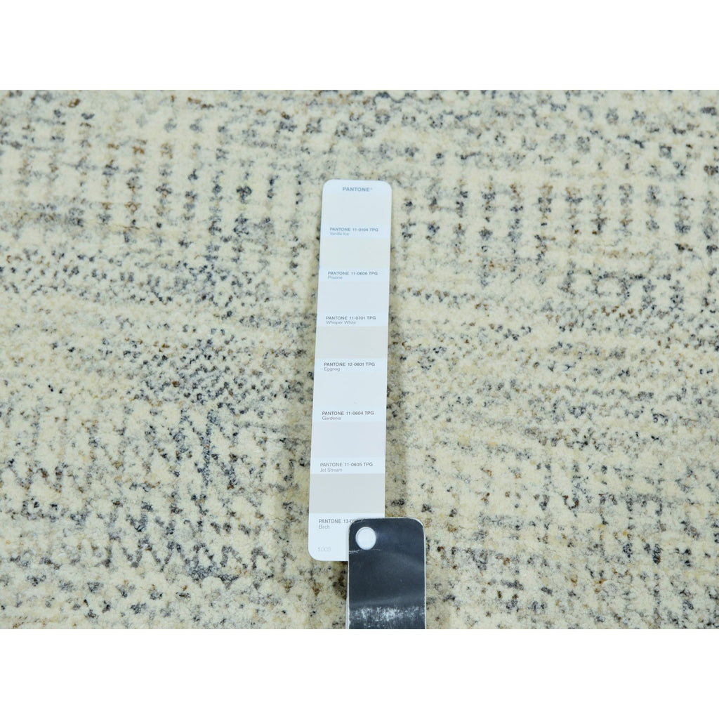 R76023%20008