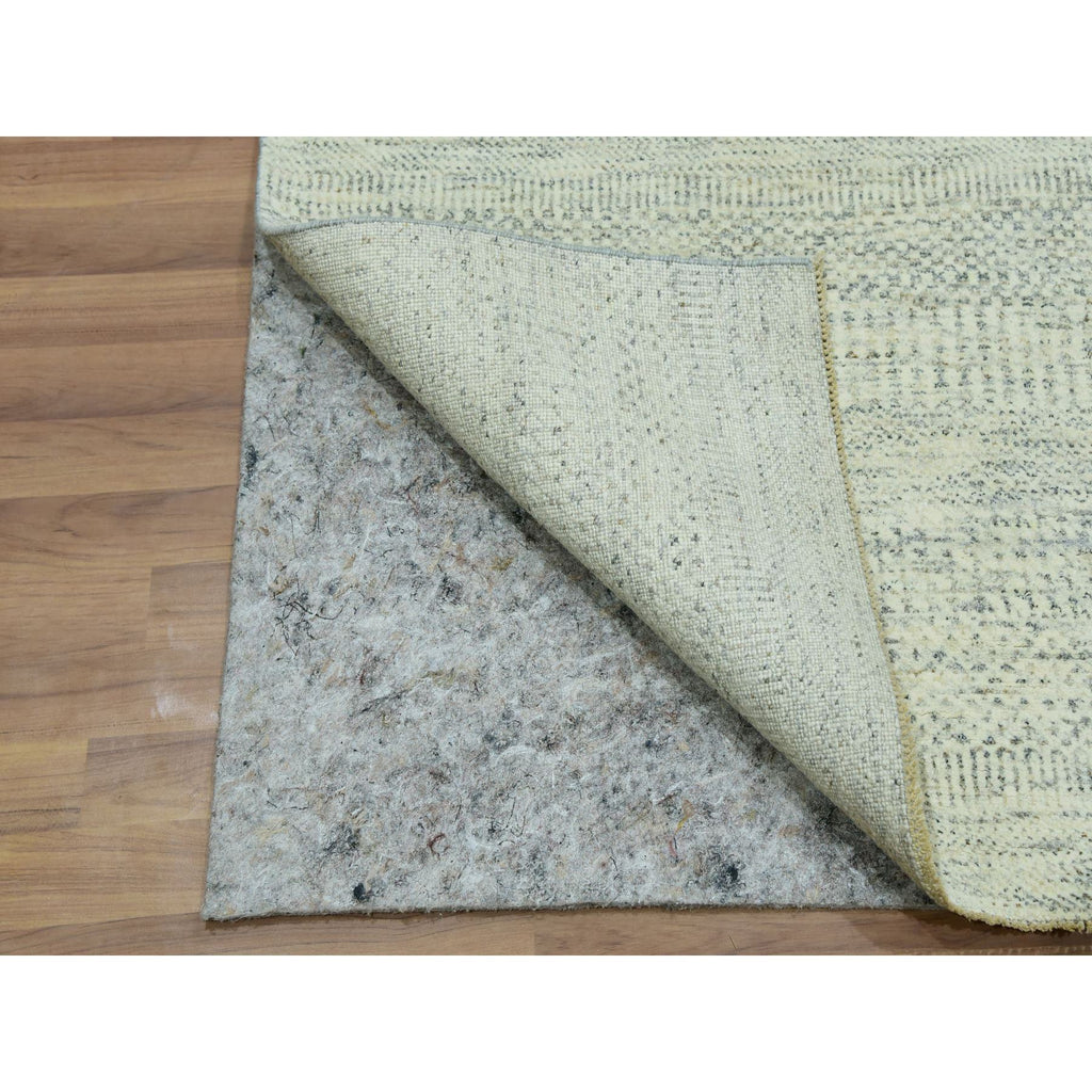 R76028%20004