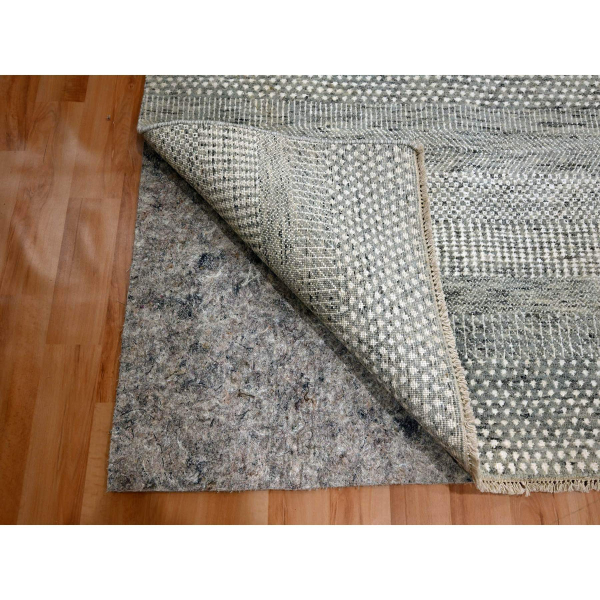 R76083%20005