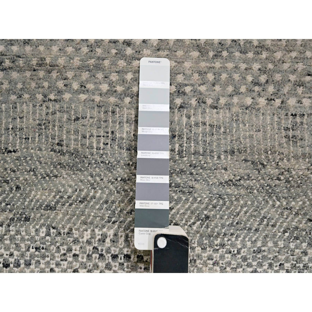 R76083%20008