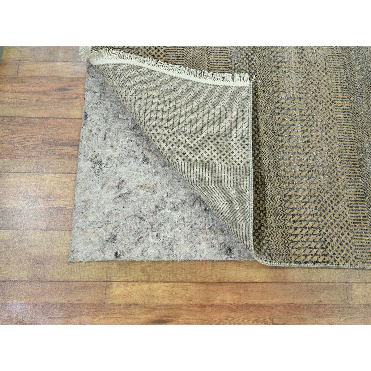 R76348%20004
