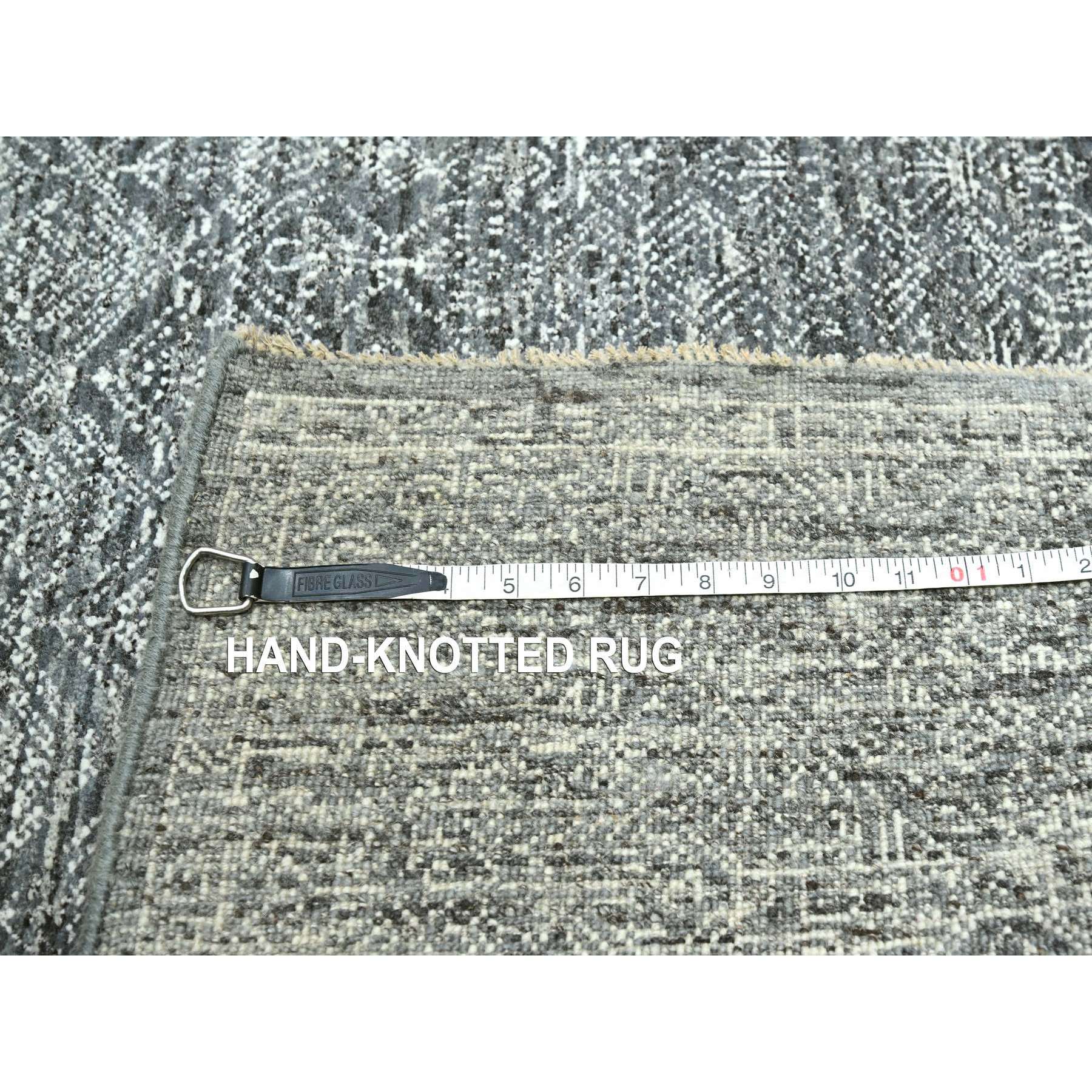 R76426%20012