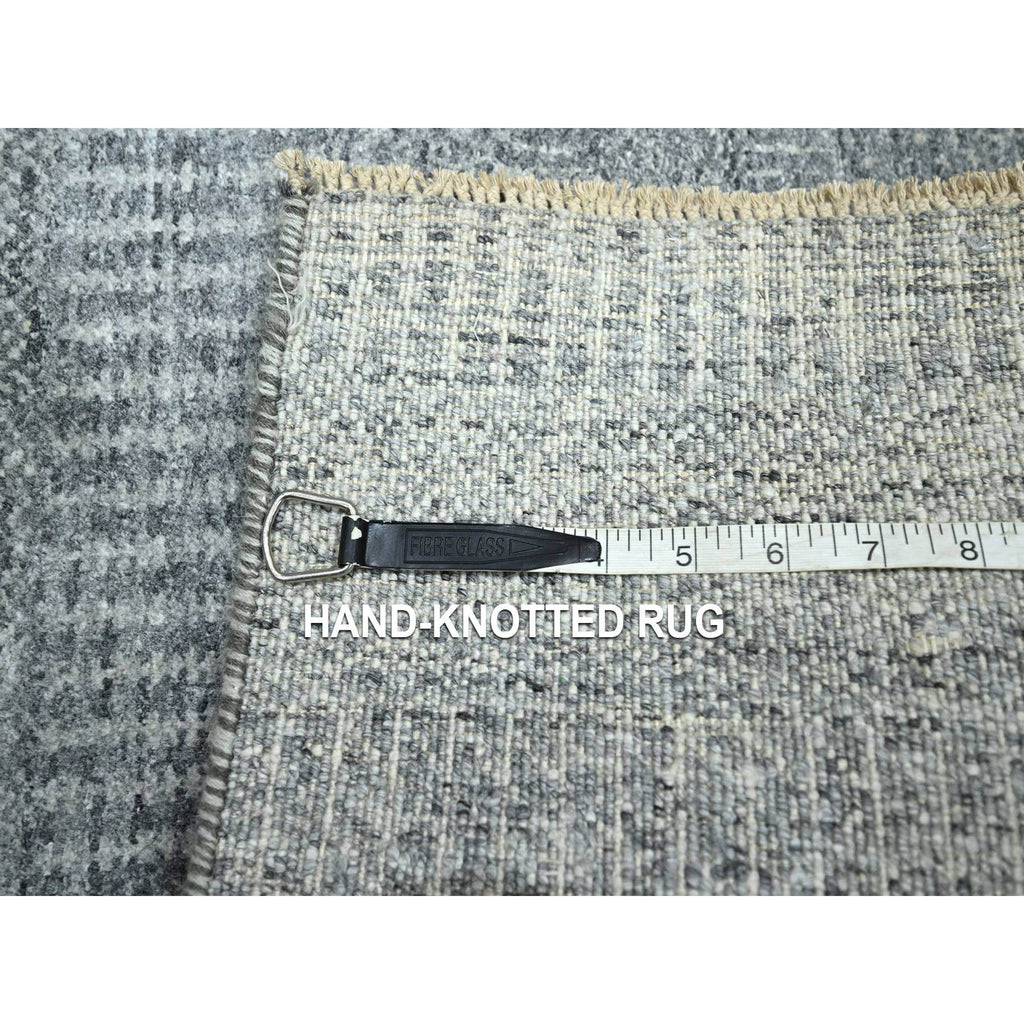 R76656%20005