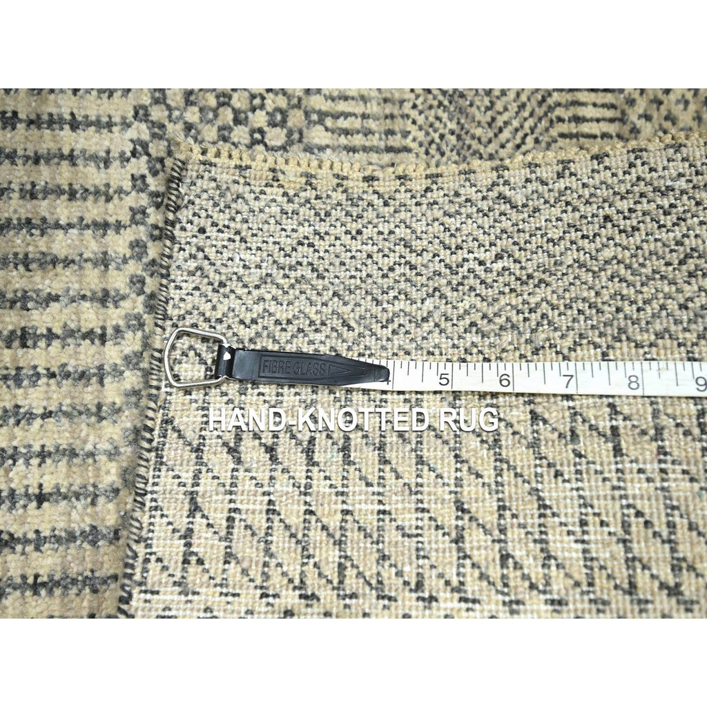R76658%20005