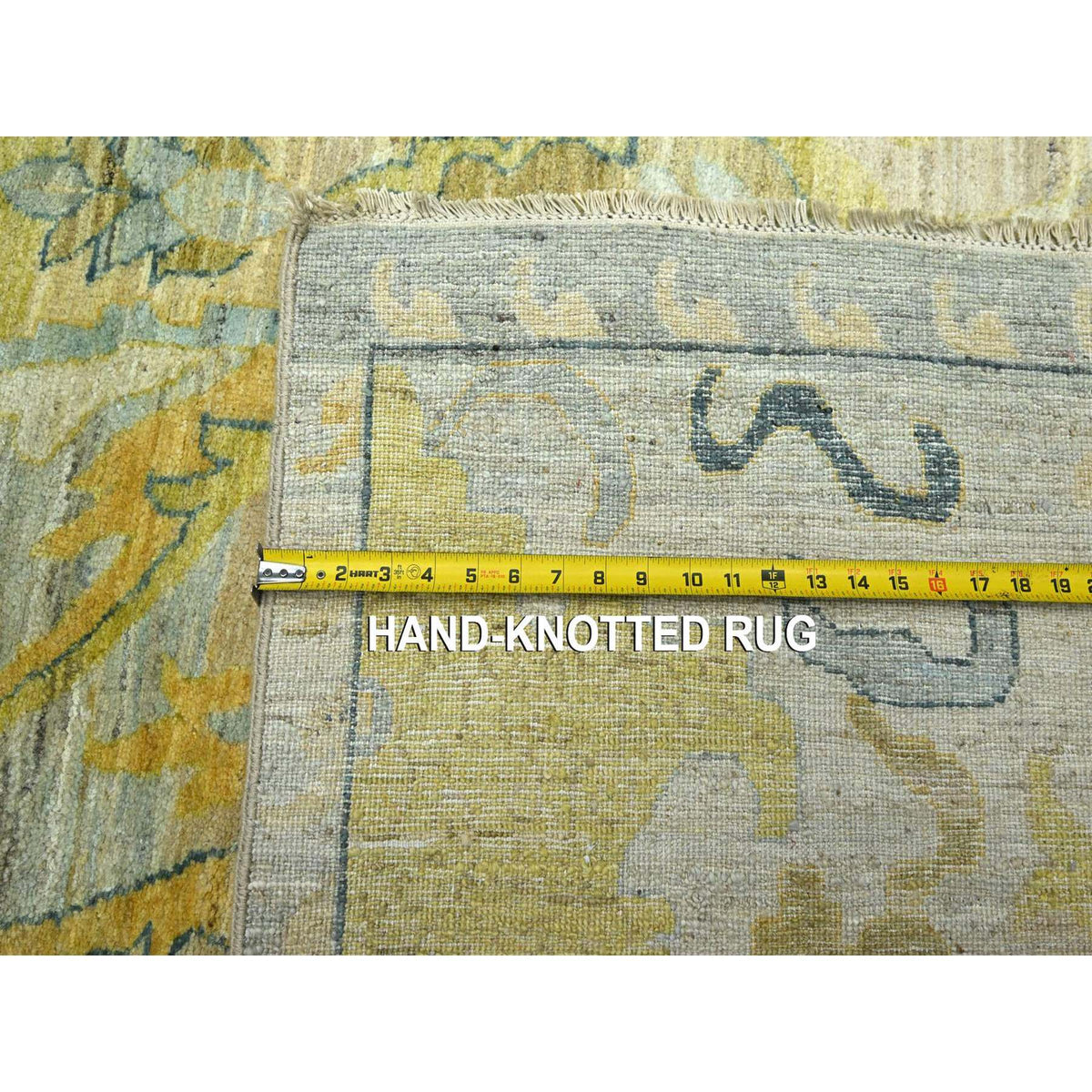 R76687%20012