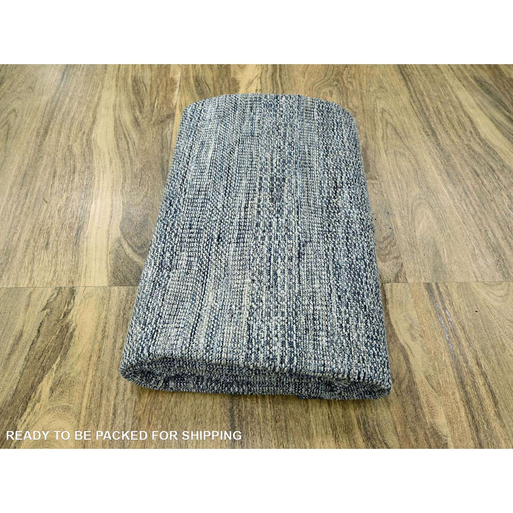R76708%20010