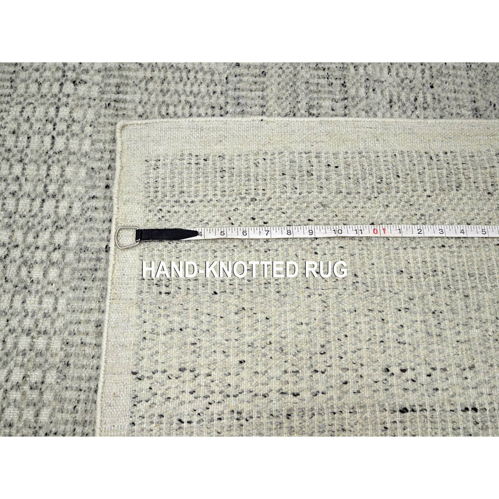 R76715%20012