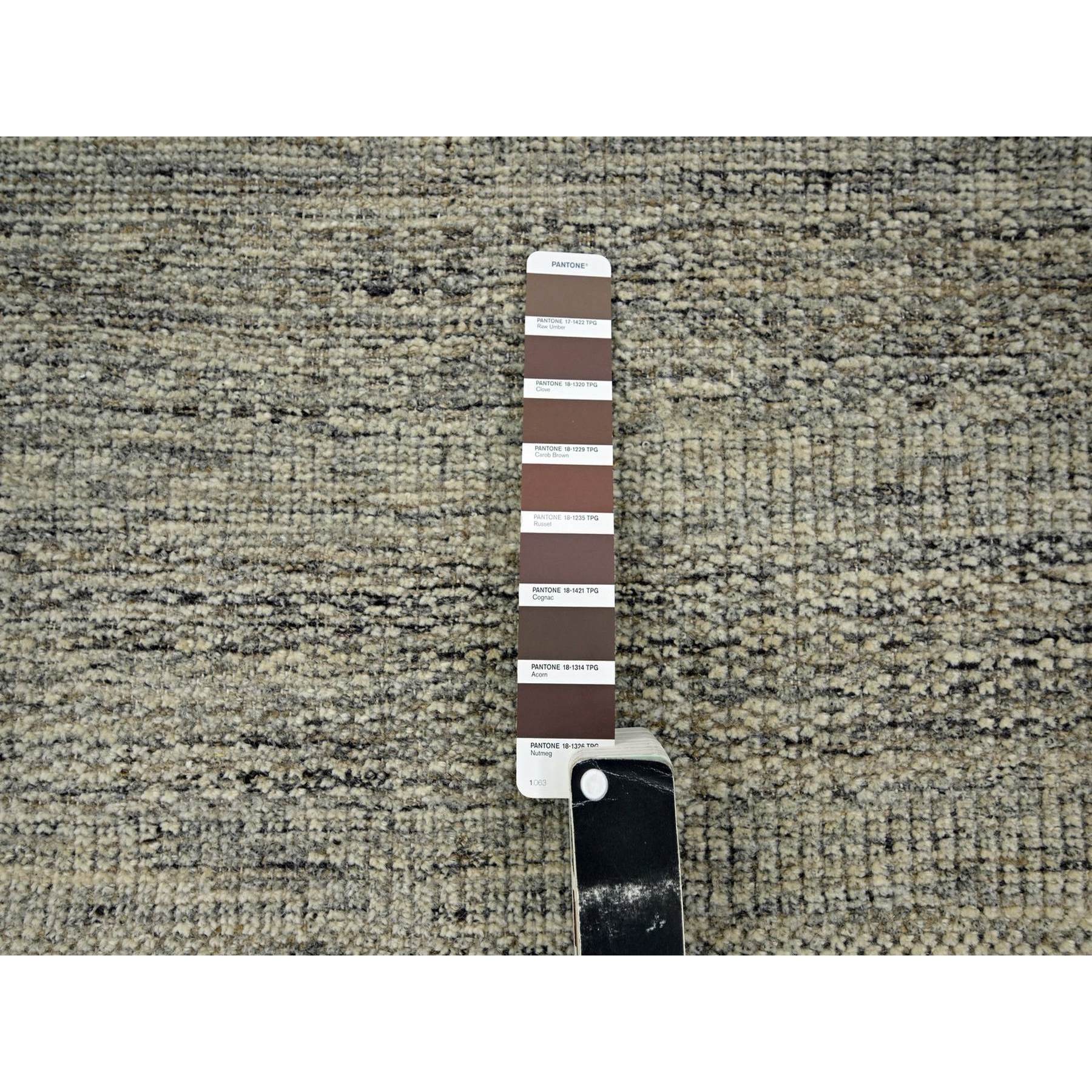 R76717%20008