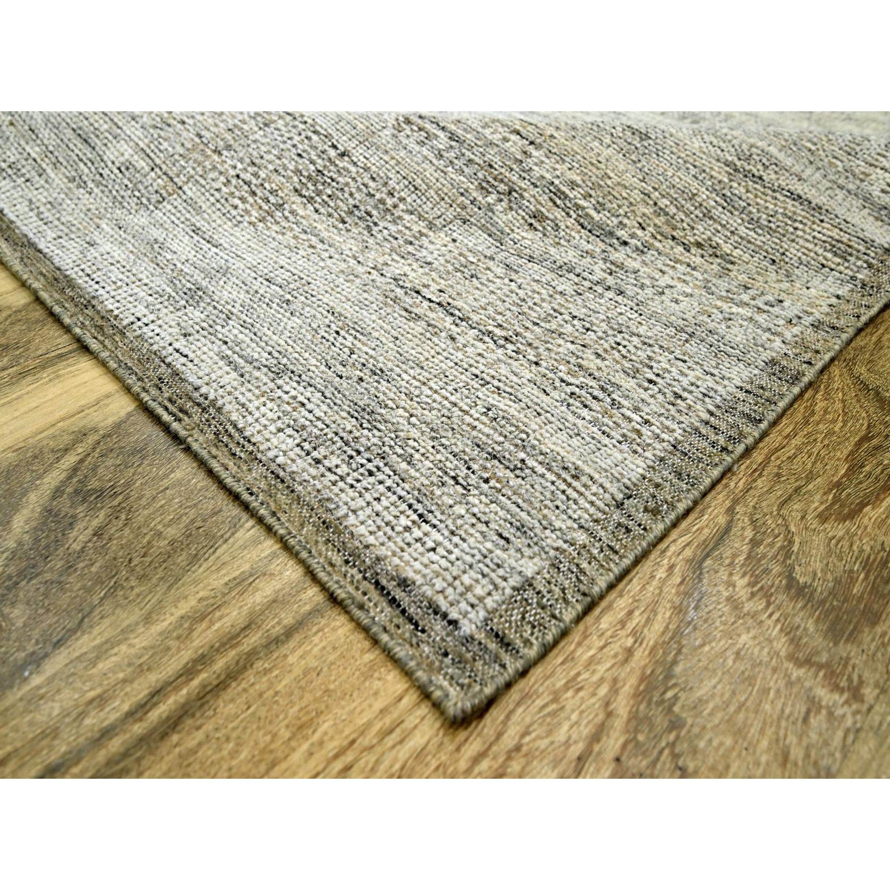 R76734%20007