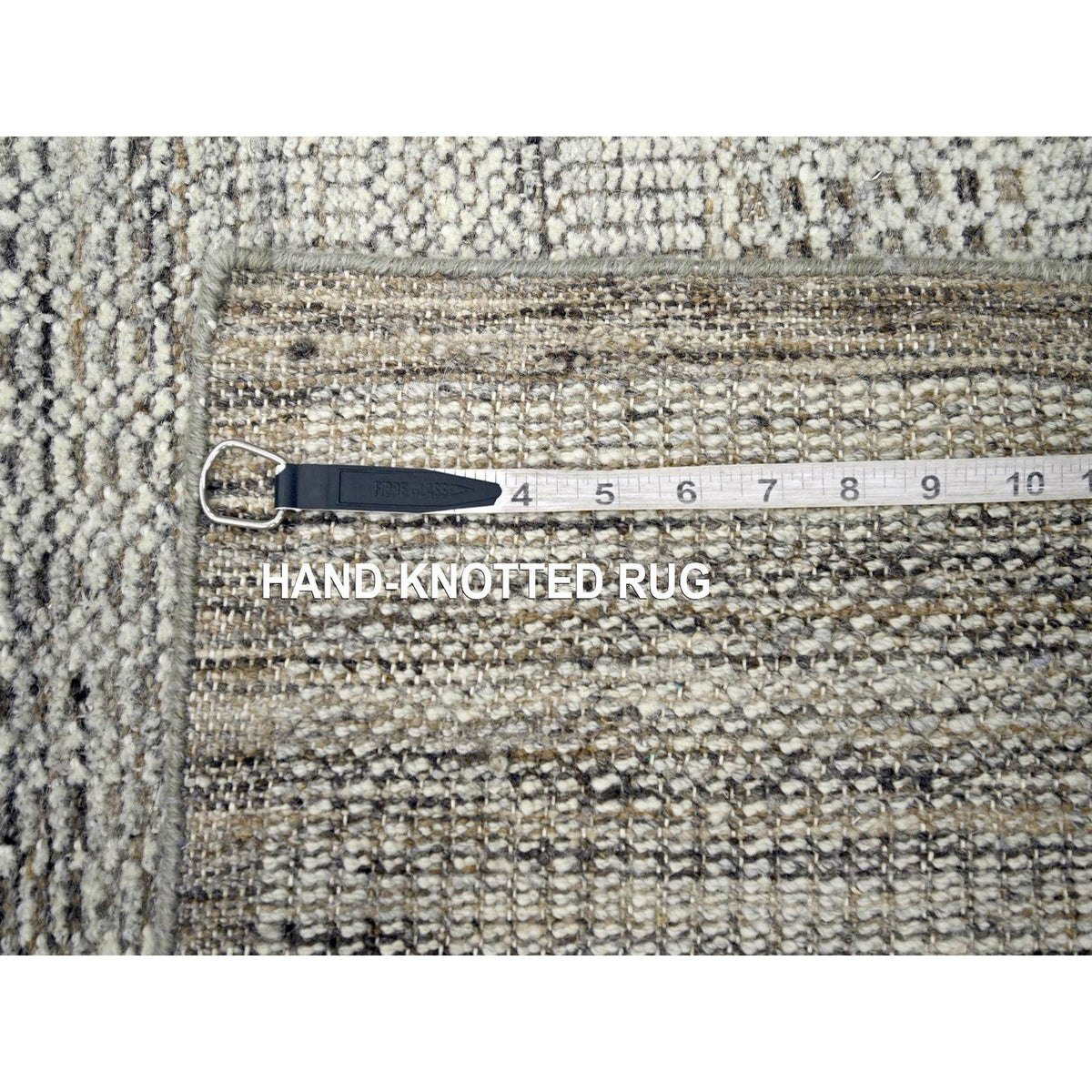 R76745%20007
