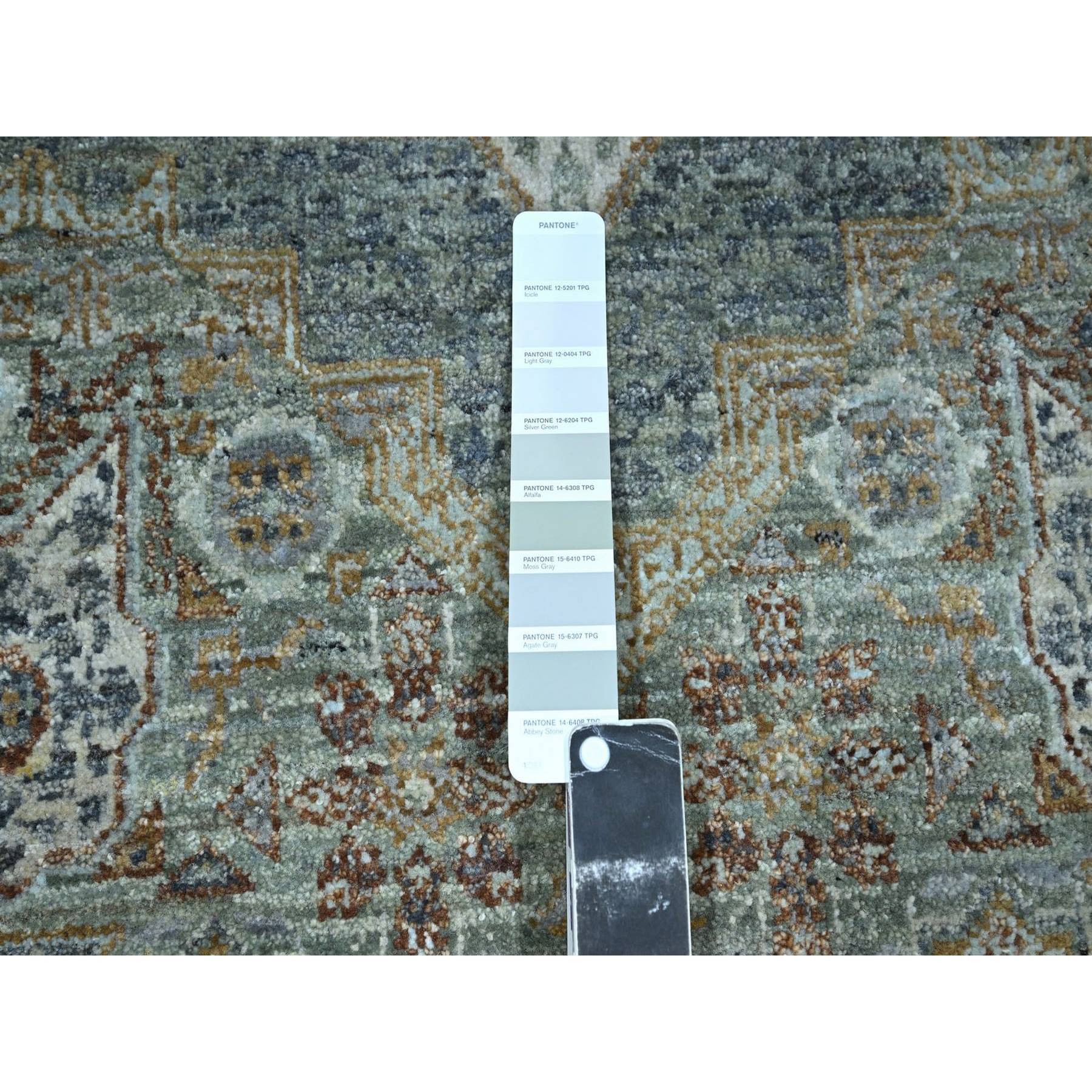 R76848%20008