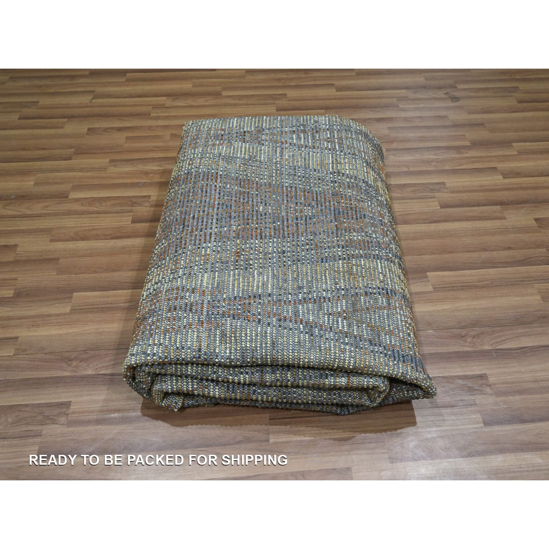 R76863%20010