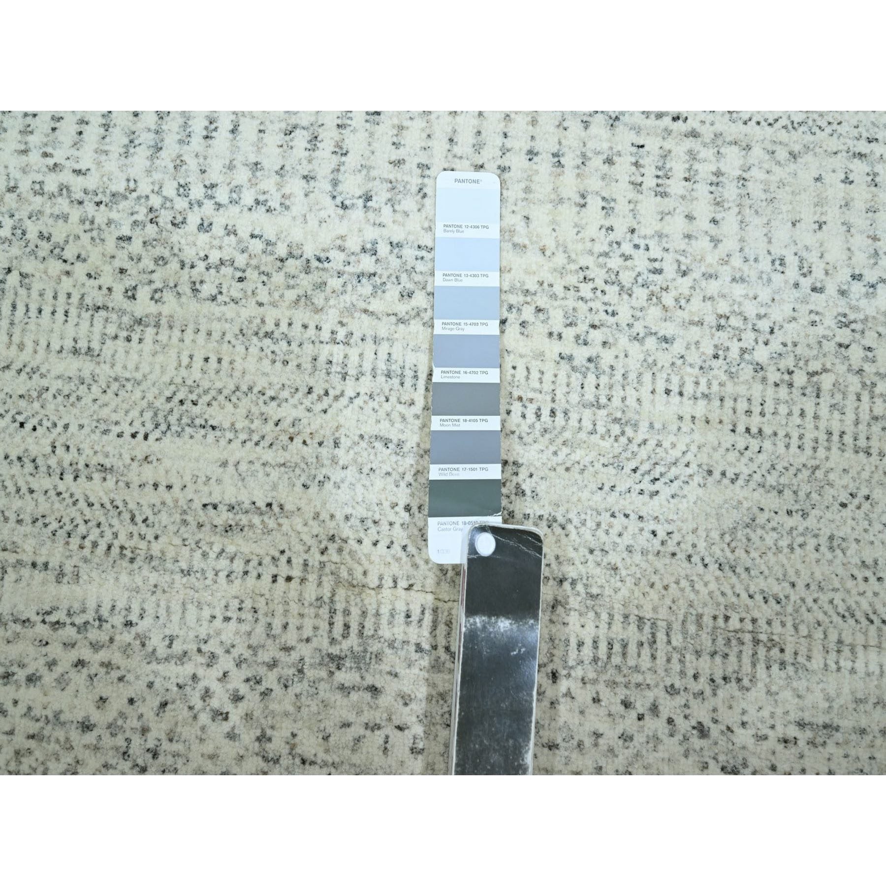 R76916%20008