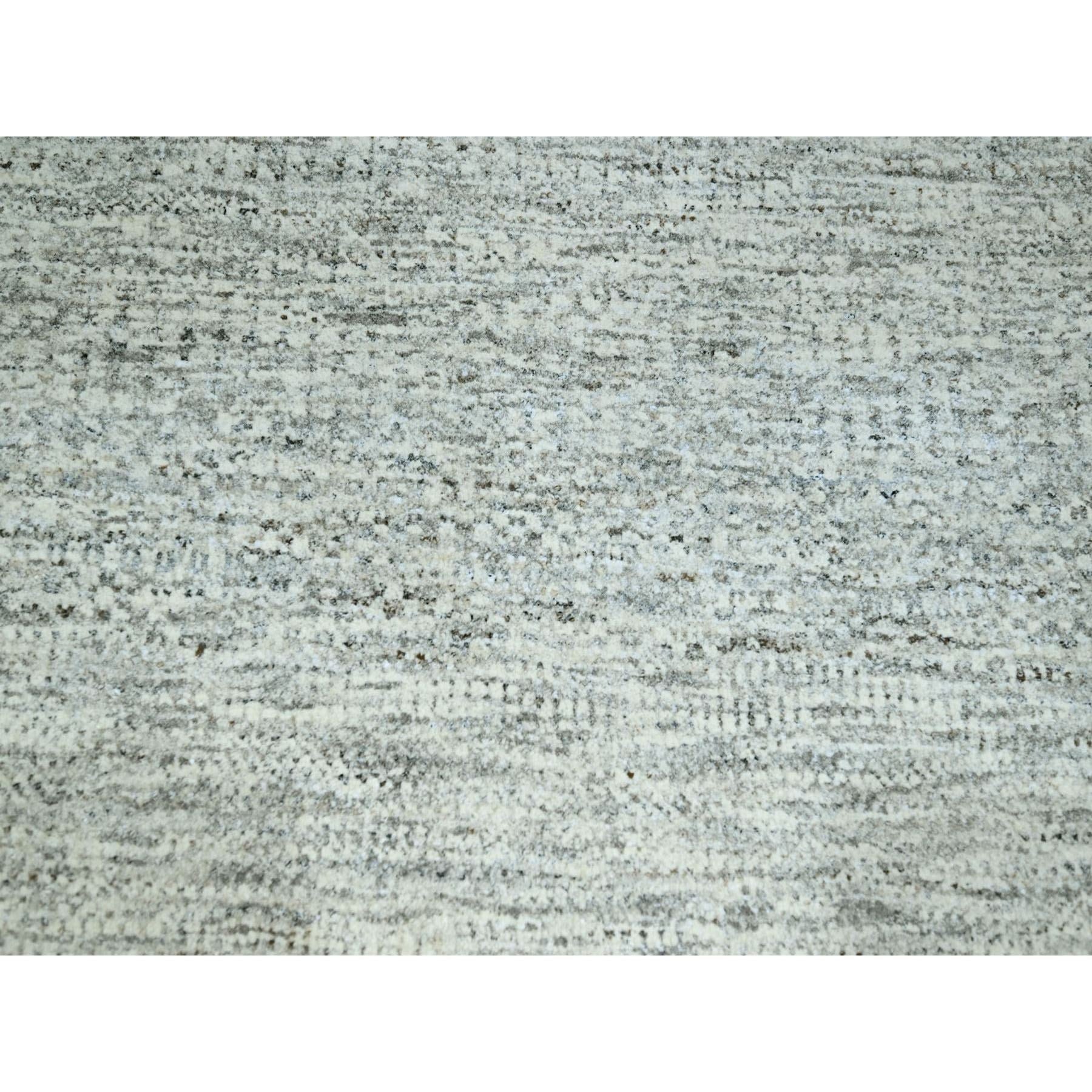 R76917%20009