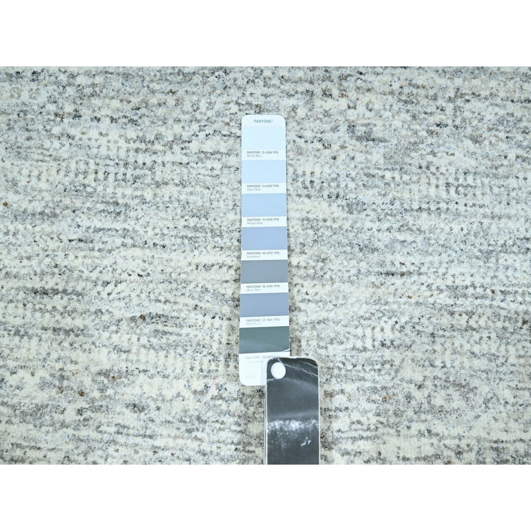 R76919%20008