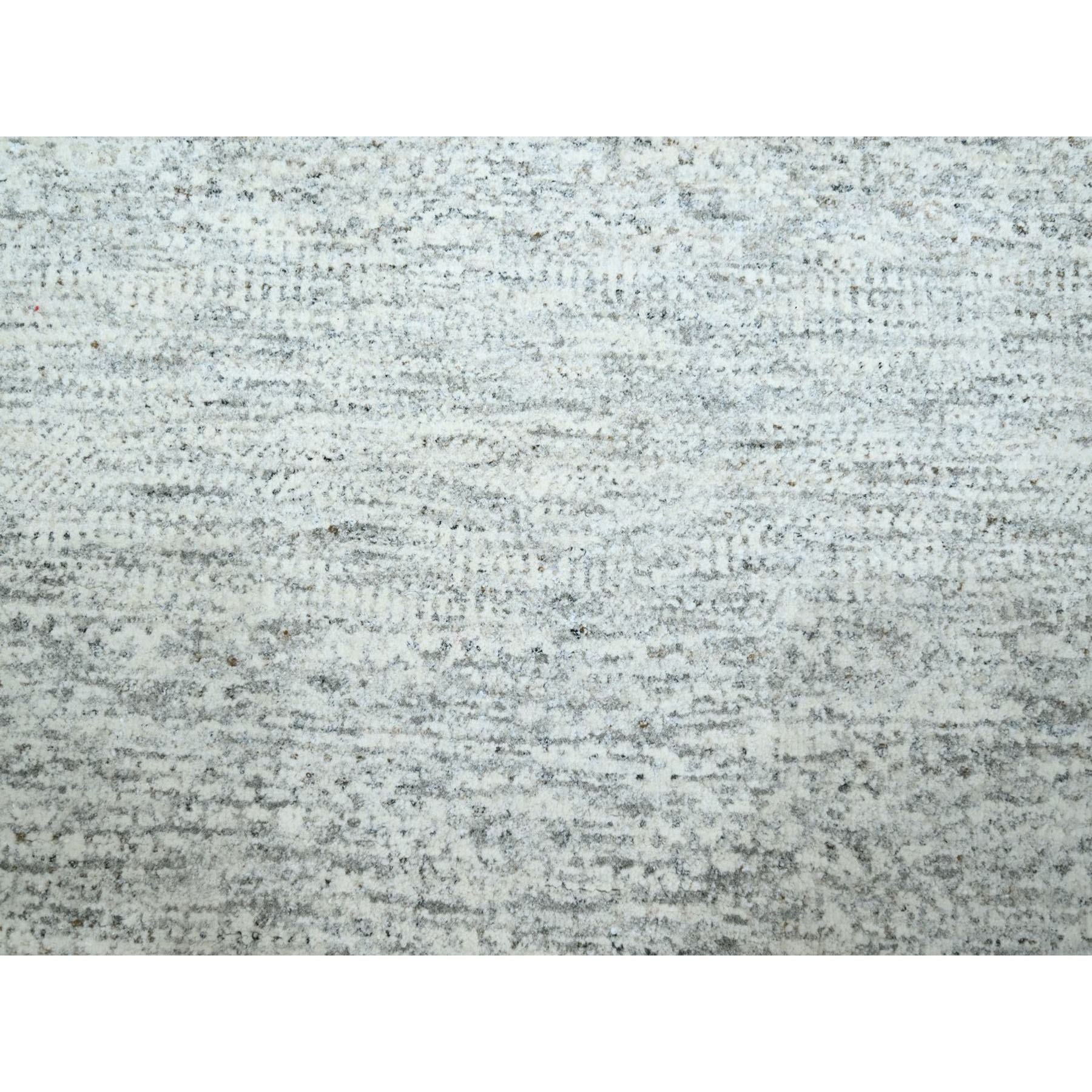 R76919%20009