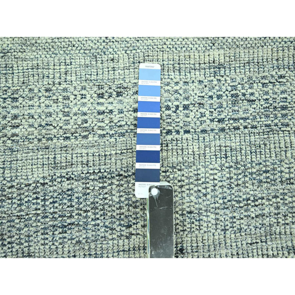 R76927%20008