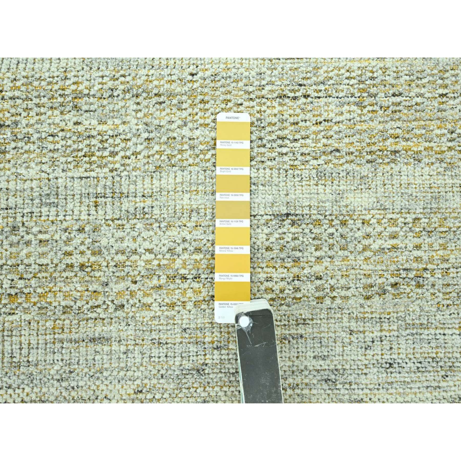 R76930%20008
