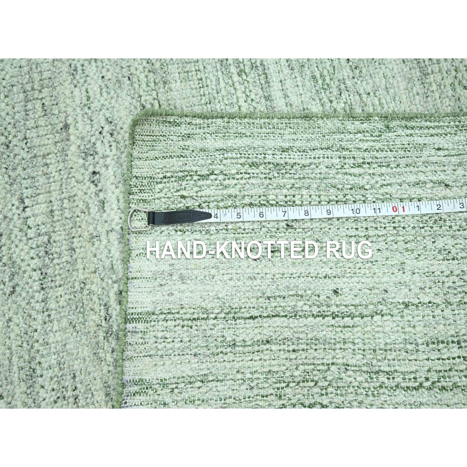 R76942%20012