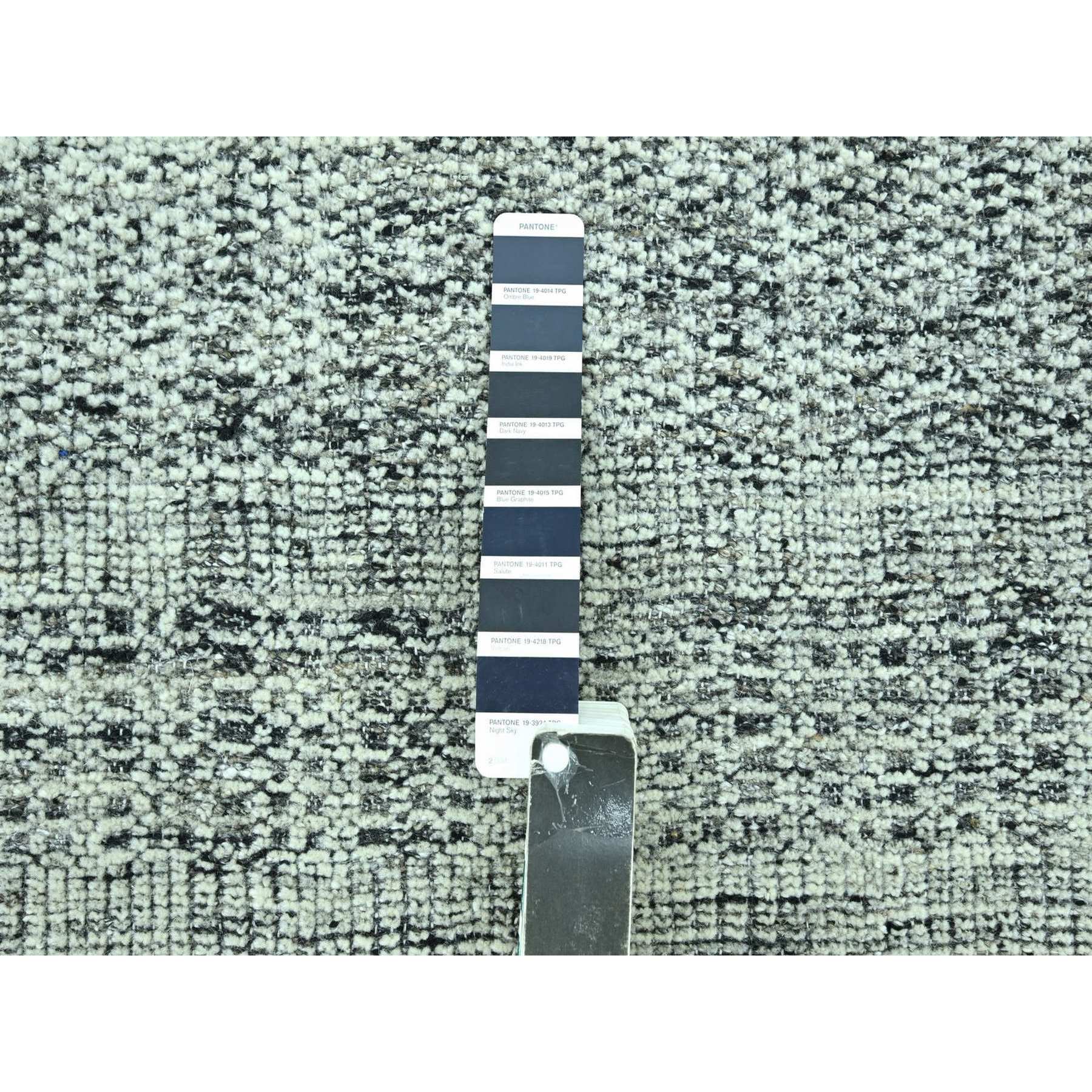 R76950%20008