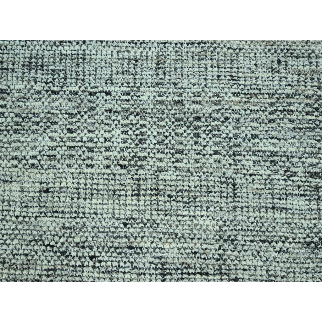 R76953%20009