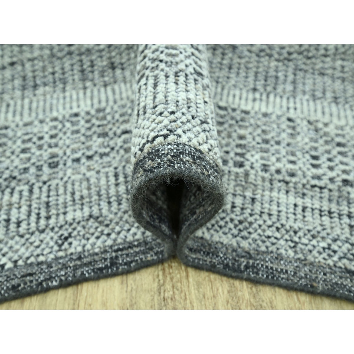 R76954%20006