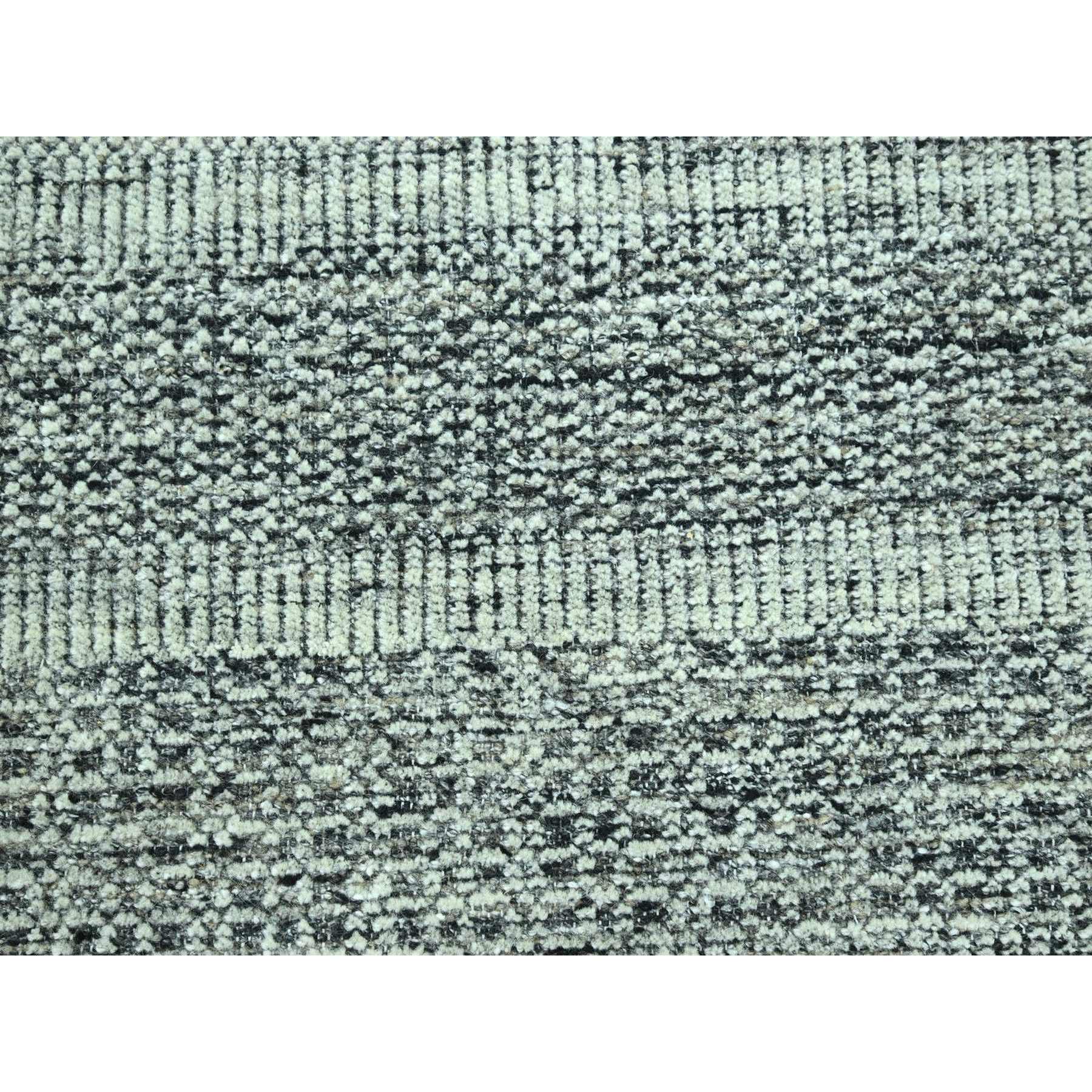 R76954%20009