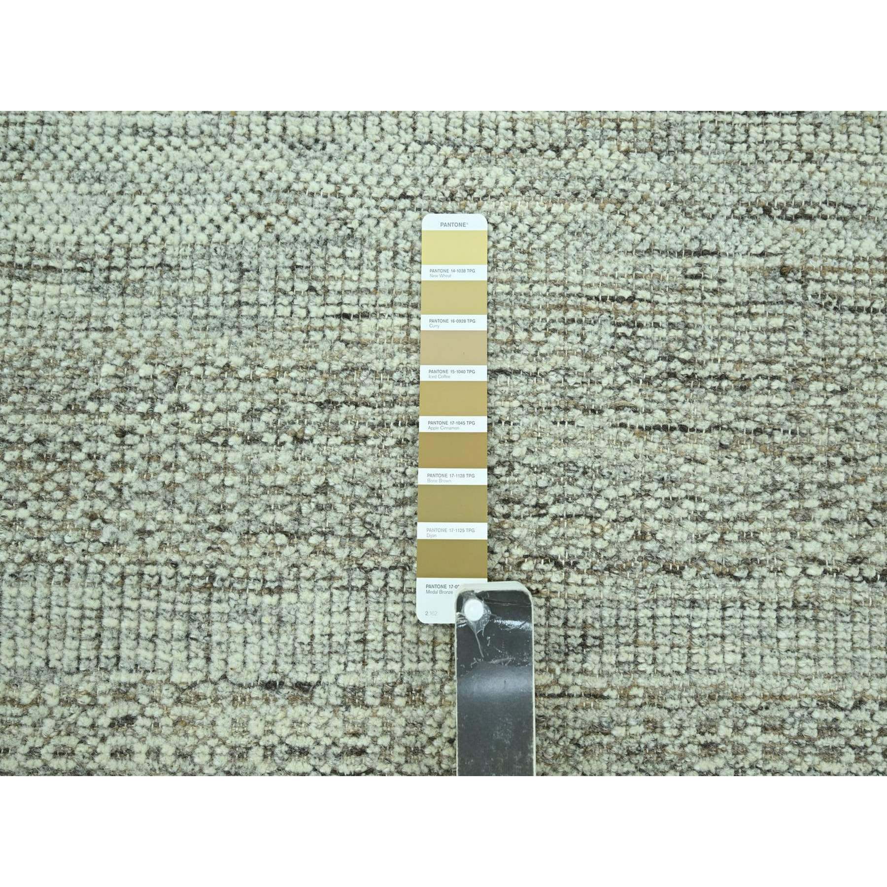 R76963%20008