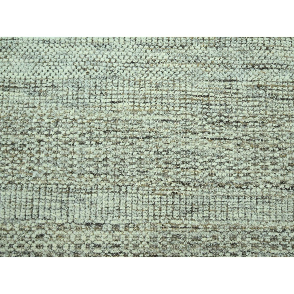 R76963%20009