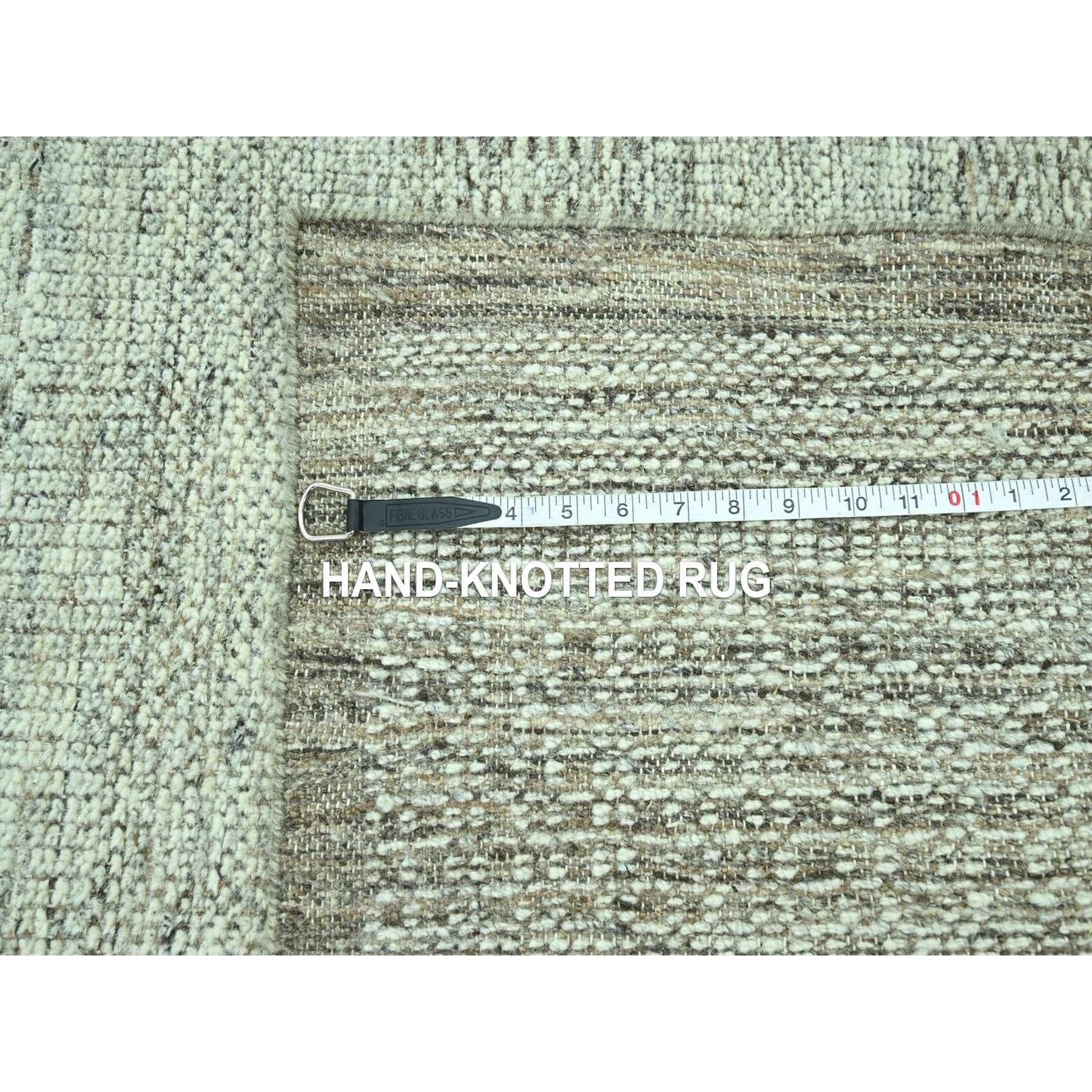 R76973%20012
