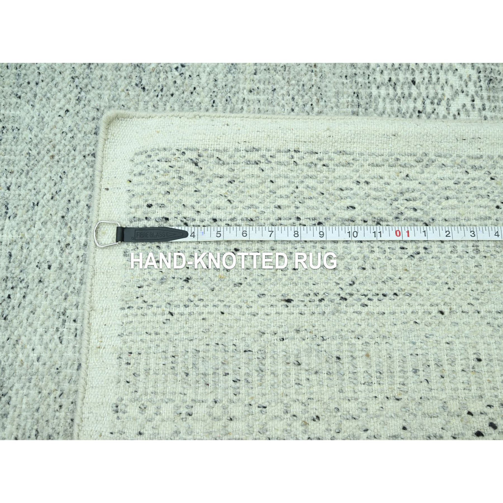 R76974%20012