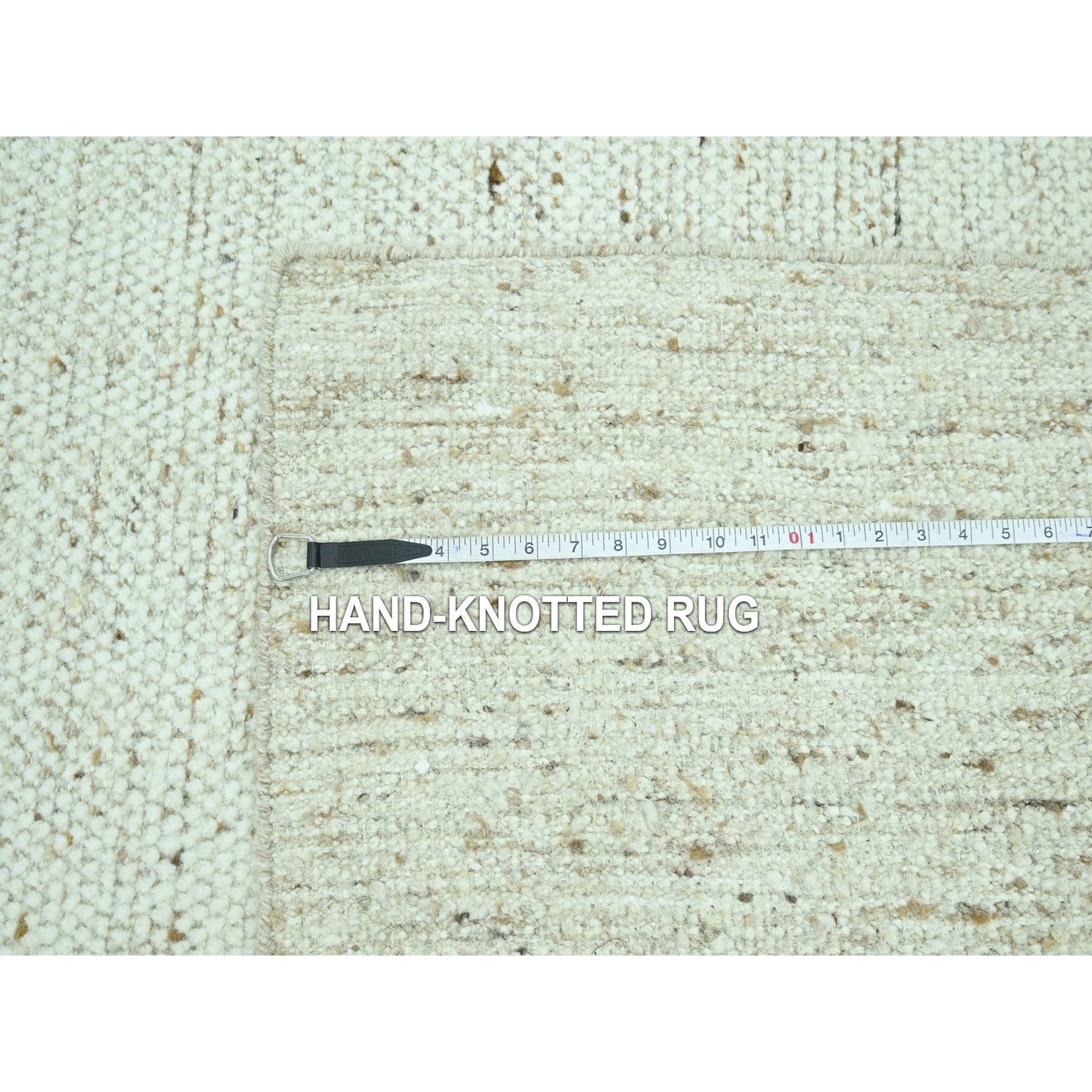 R76993%20012