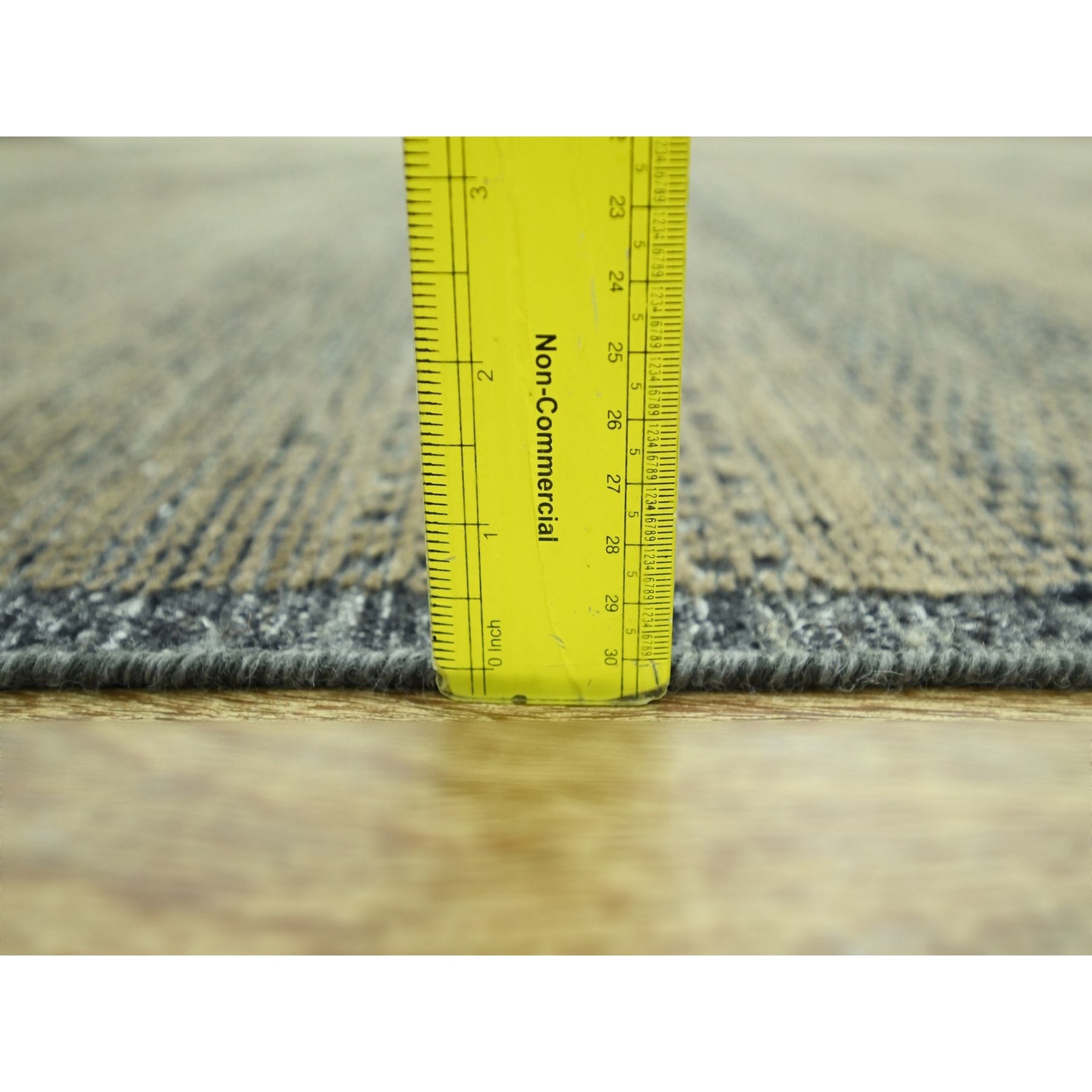 R77072%20011