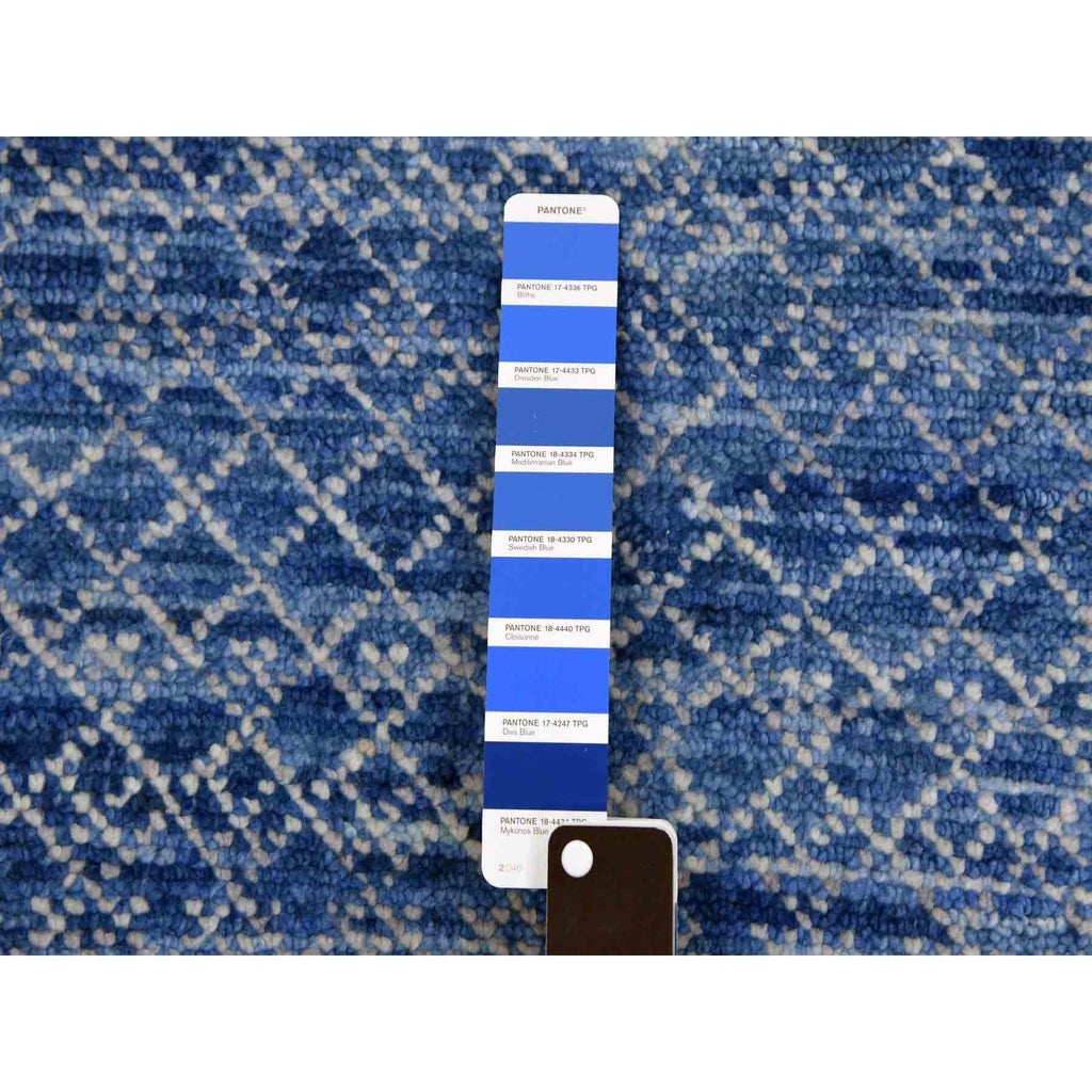 R79023%20008