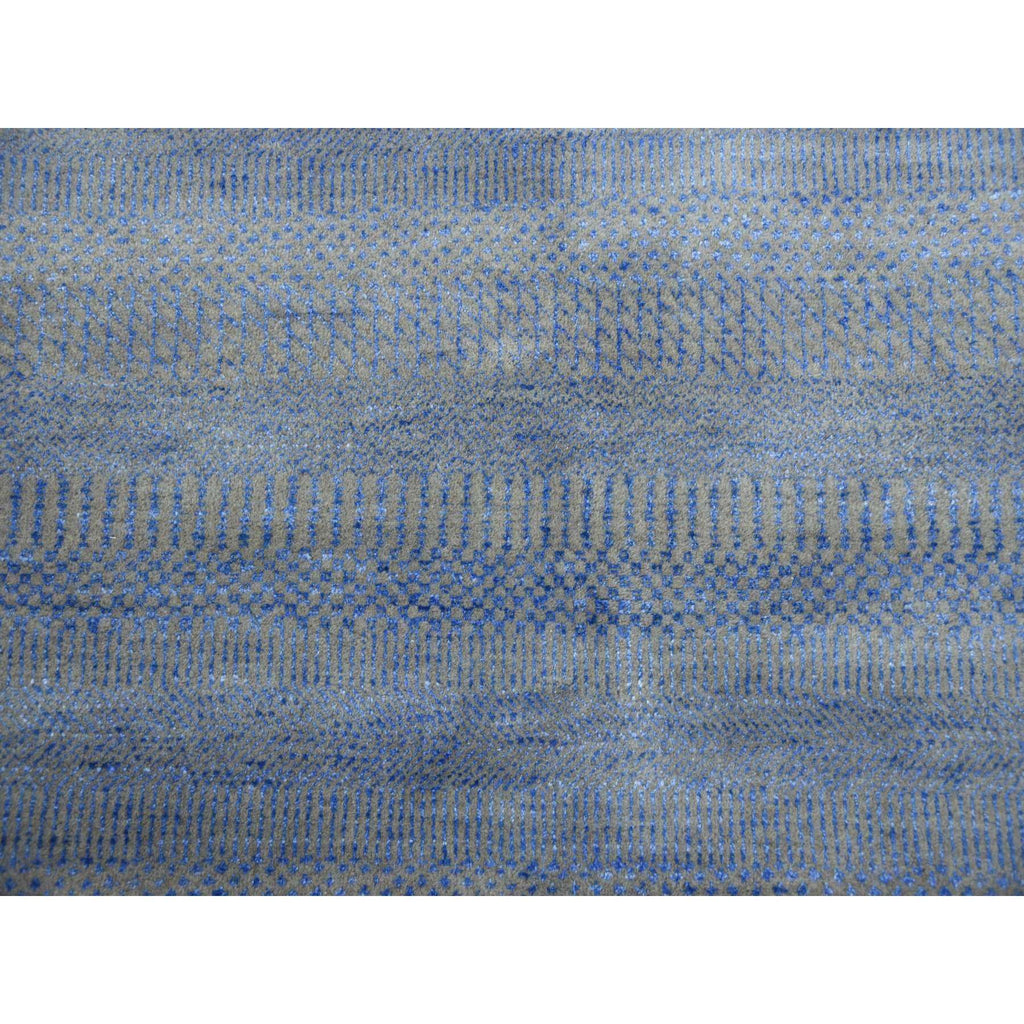 R79122%20009