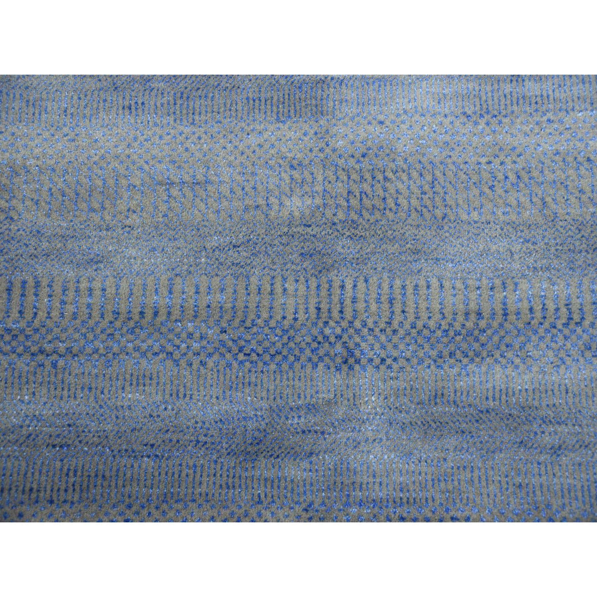 R79122%20009