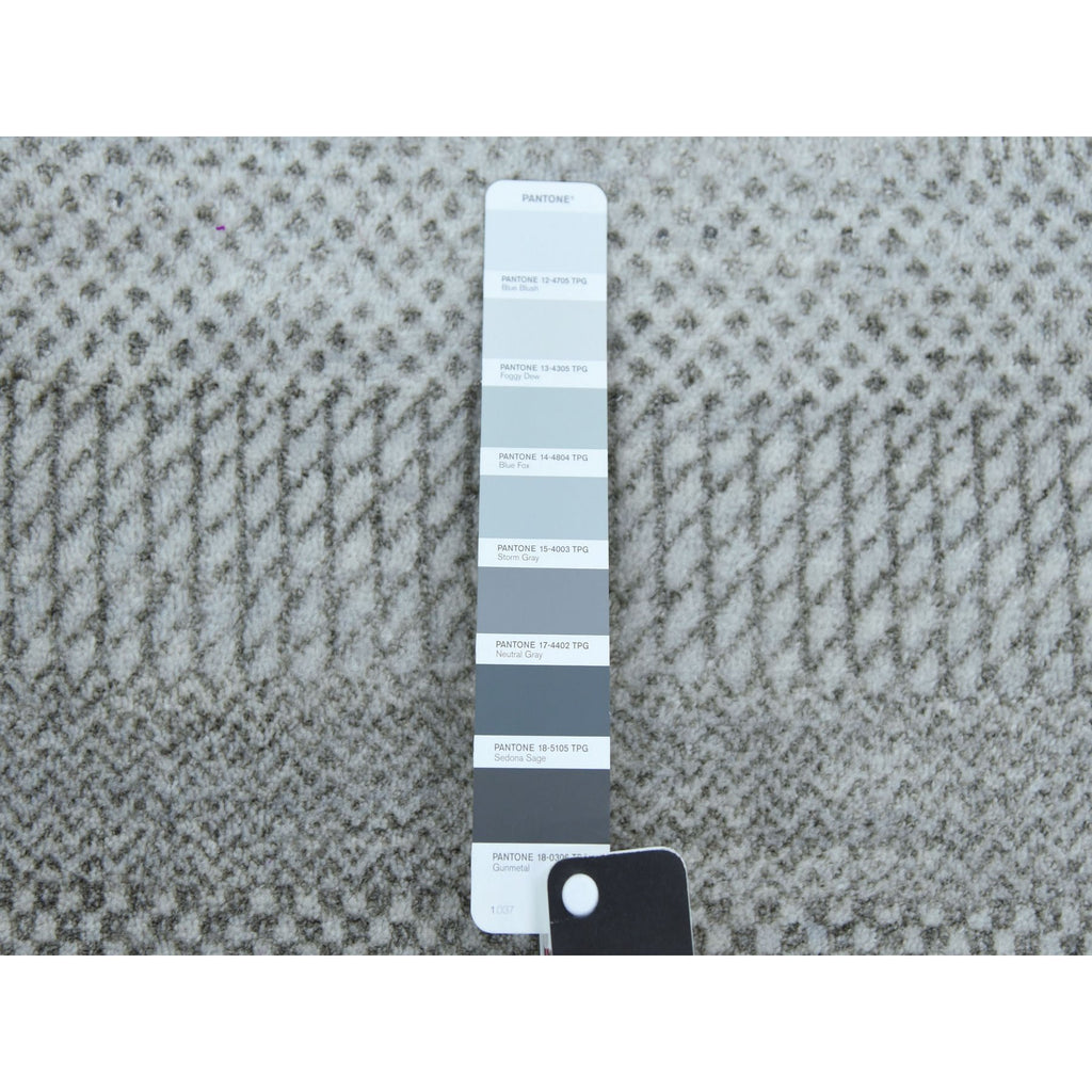 R79137%20005