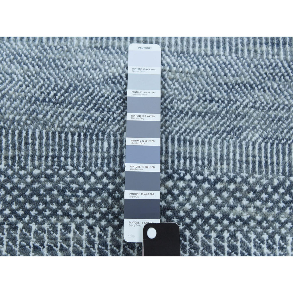 R79147%20005