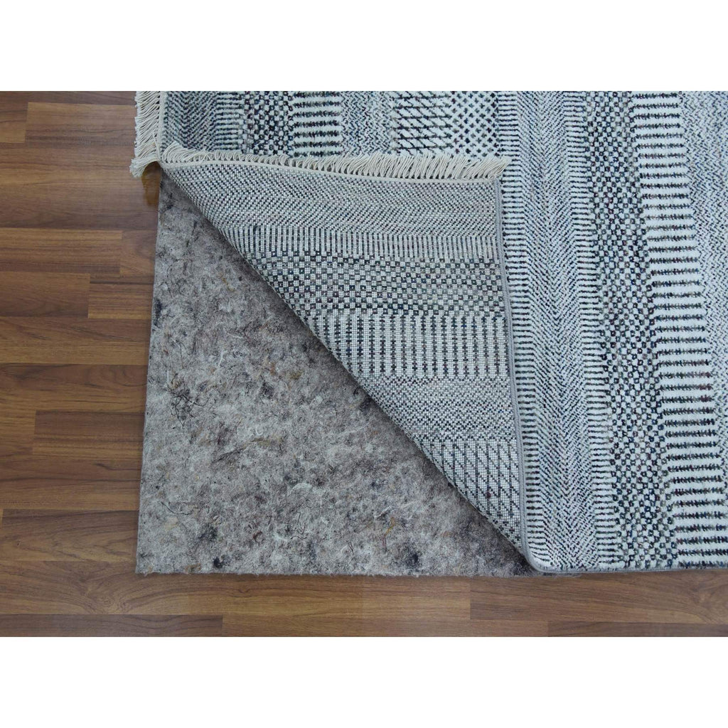 R79246%20004