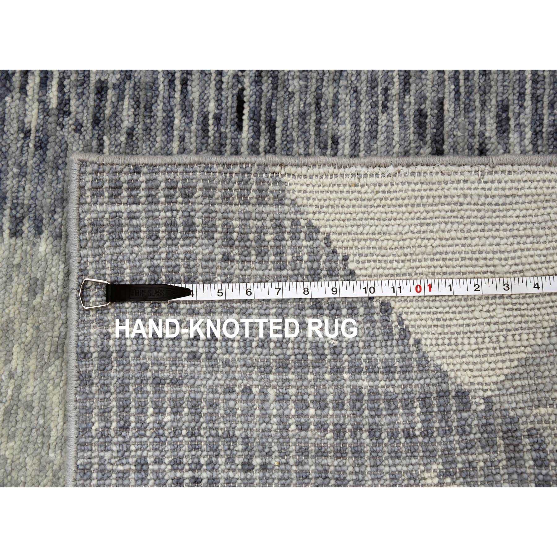 R79301%20012