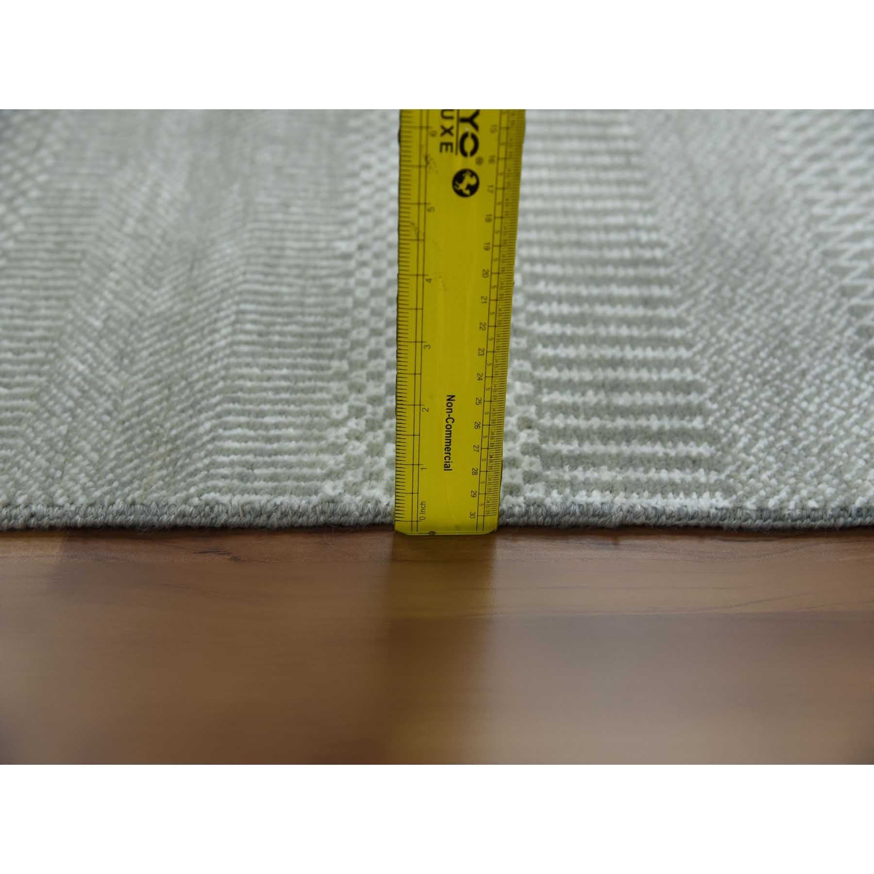 R79353%20007