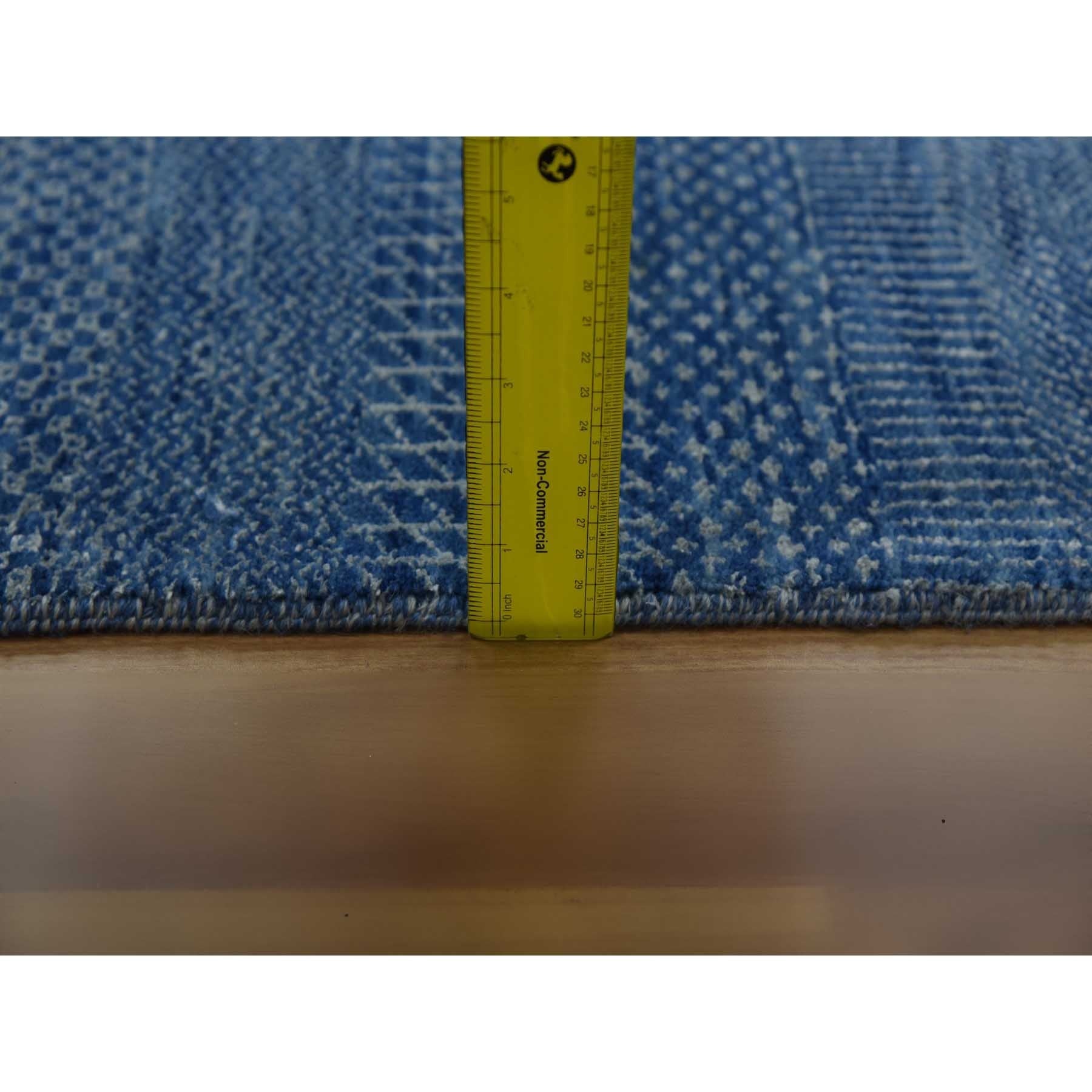 R79358%20011