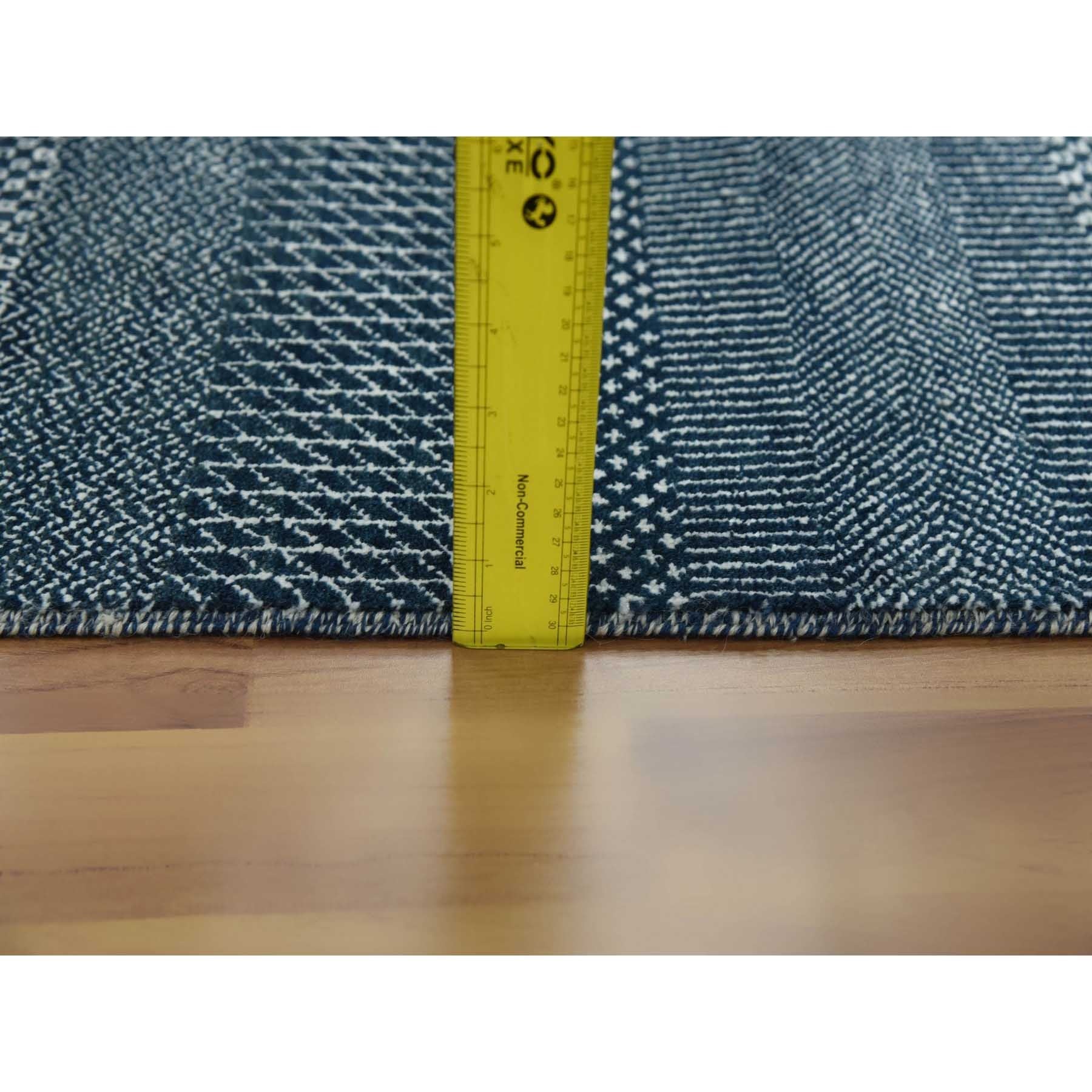 R79363%20011