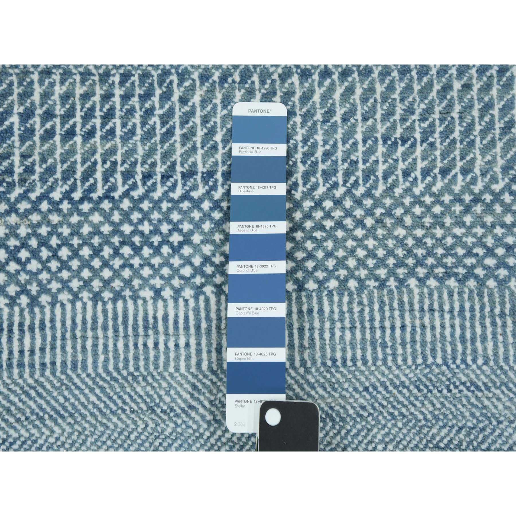 R79364%20008