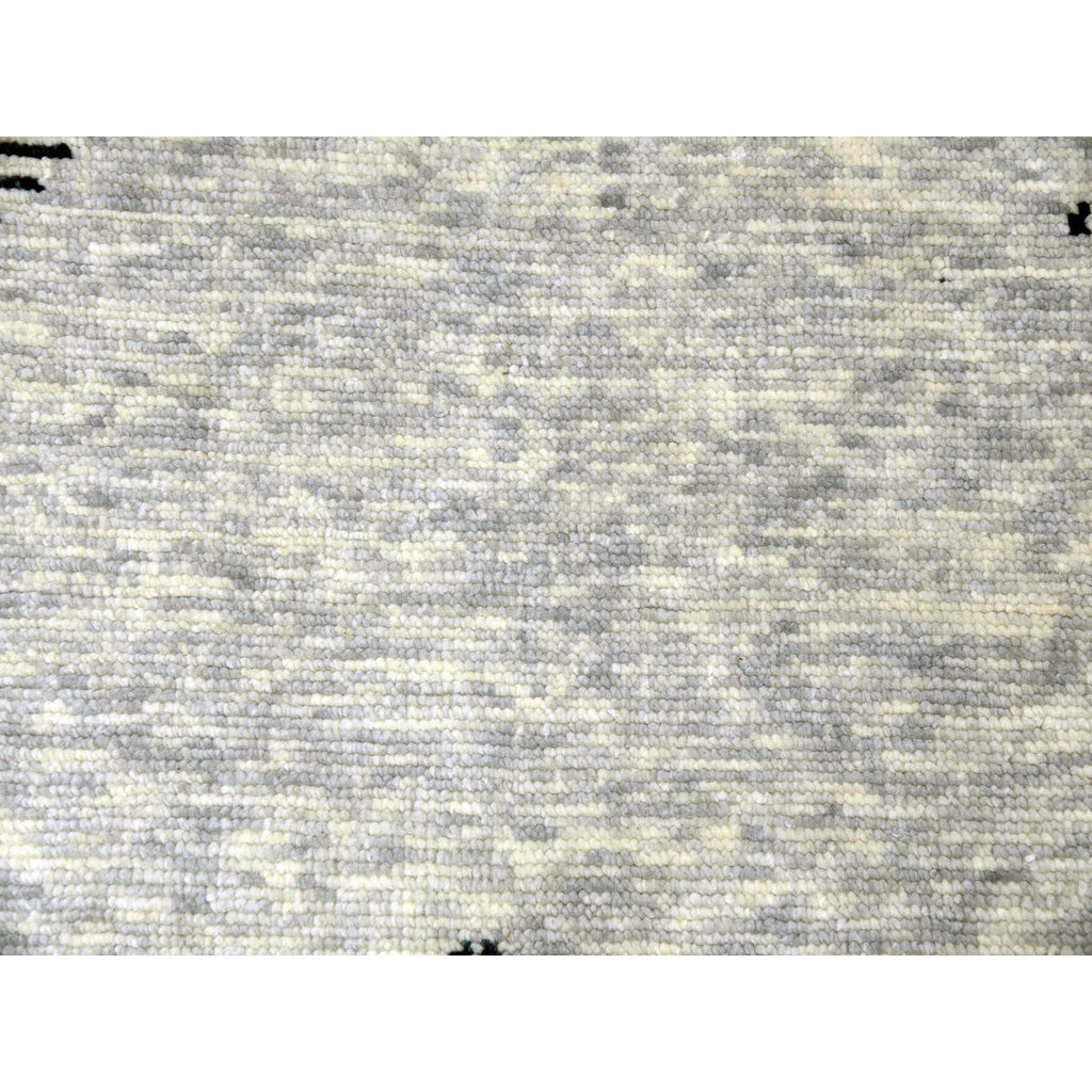 R79399%20009